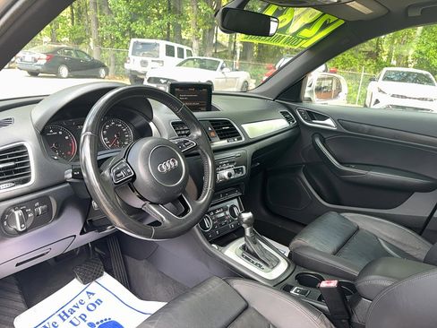 Used 2016 Audi Q3 2.0T Premium Plus w/ Technology Package FWD image 21