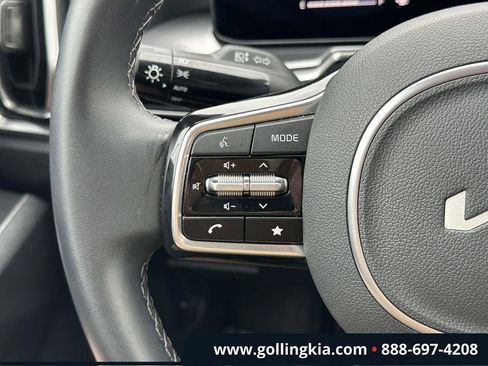 Certified 2025 Kia Sorento S AWD/4WD image 22