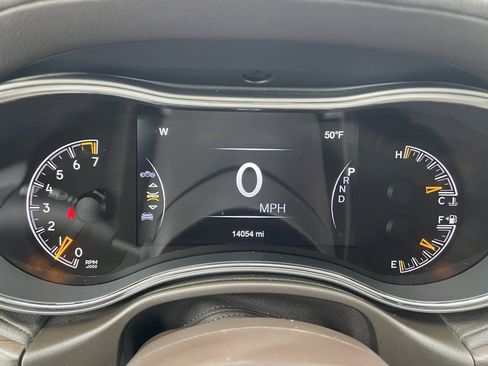 Used 2020 Jeep Grand Cherokee Overland image 33