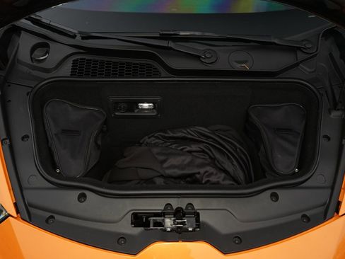 Used 2023 Lamborghini Huracan Tecnica RWD image 25