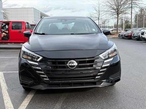 Used 2025 Nissan Versa S image 4