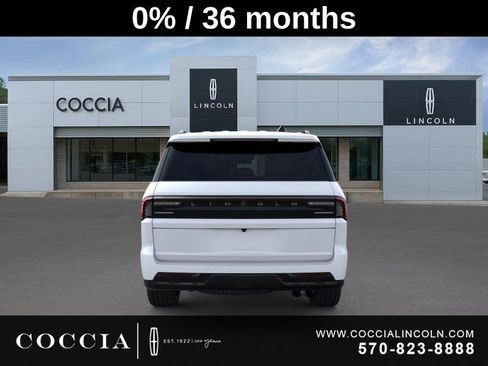 New 2025 Lincoln Navigator Reserve w/ Jet Appearance Package image 5