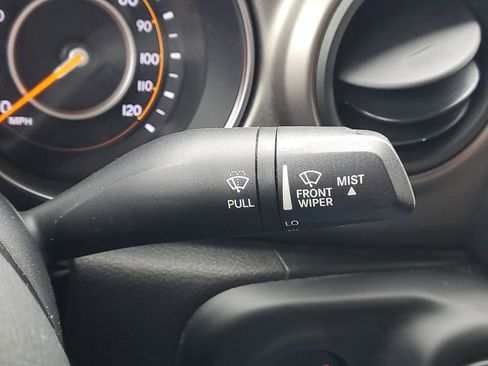 Used 2018 Jeep Wrangler Unlimited Sport S image 12