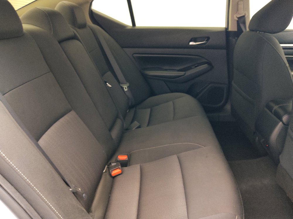 Used 2021 Nissan Altima 2.5 SV FWD image 19