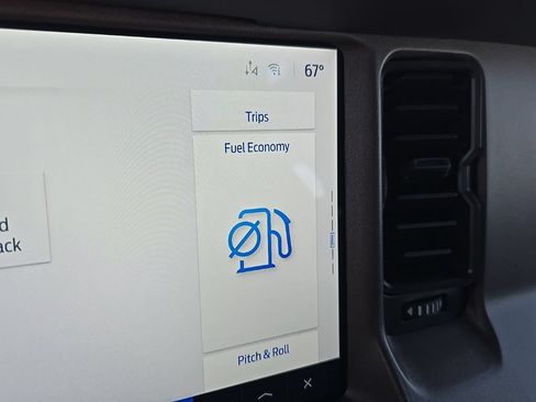 New 2025 Ford Bronco 4-Door AWD/4WD image 33