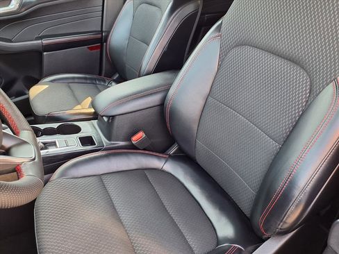 Used 2023 Ford Escape ST-Line w/ Tech Pack #1 image 3