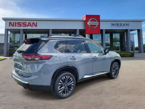 New 2026 Nissan Rogue Platinum w/ Platinum Premium Package AWD/4WD image 2
