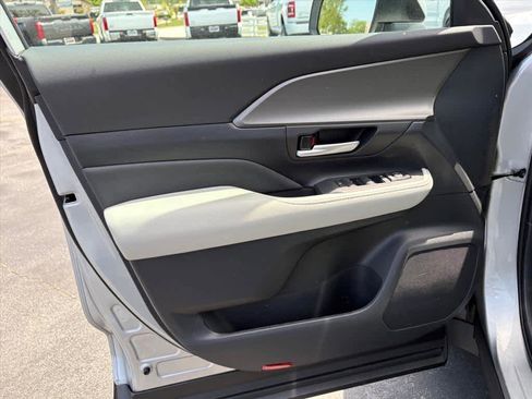 New 2026 Toyota Grand Highlander AWD Hybrid image 20