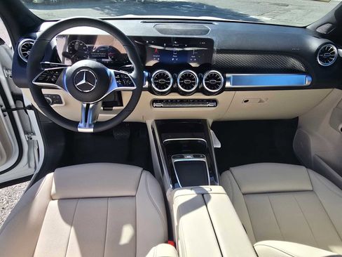 Certified 2025 Mercedes-Benz GLB 250 GLB 250 image 24