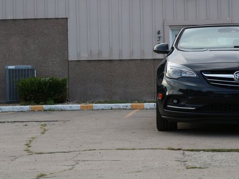 Used 2016 Buick Cascada Premium image 3