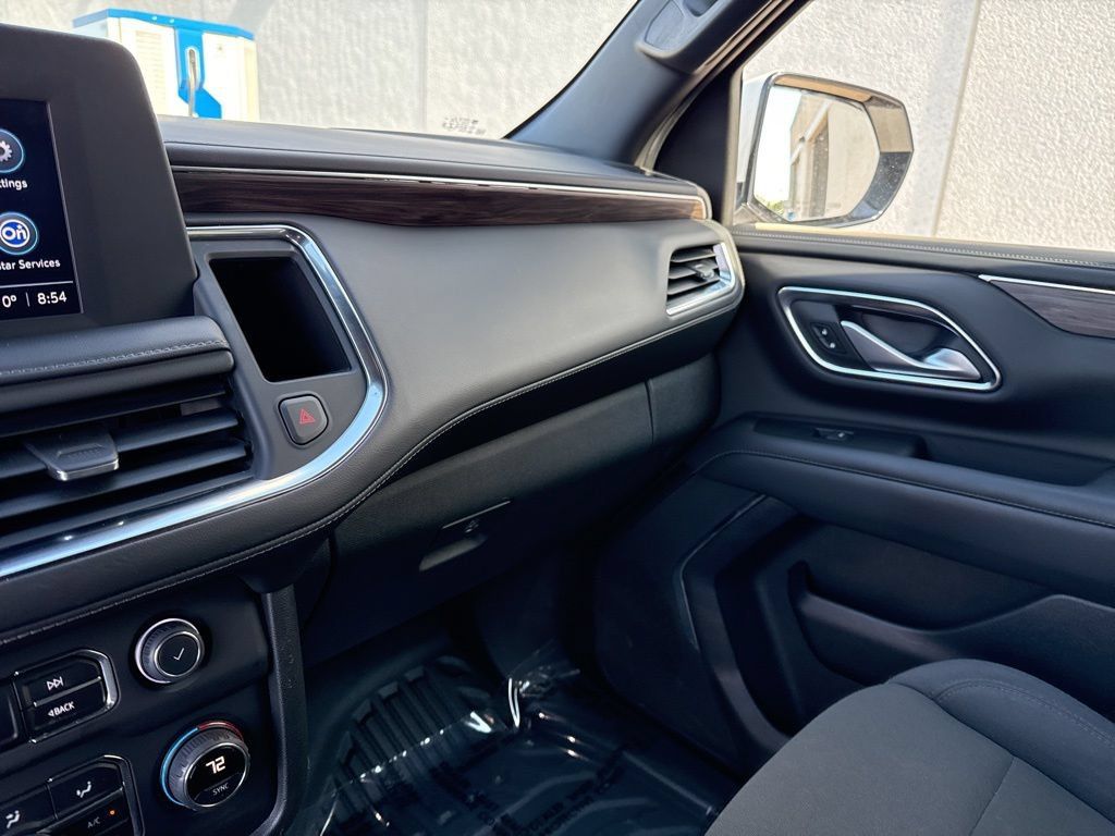 Used 2022 Chevrolet Tahoe 4WD image 24