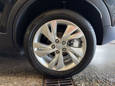 Certified 2024 Buick Encore GX Preferred FWD image 10