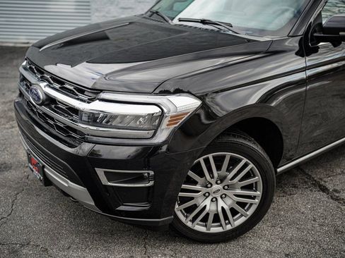Used 2022 Ford Expedition Max Limited image 2