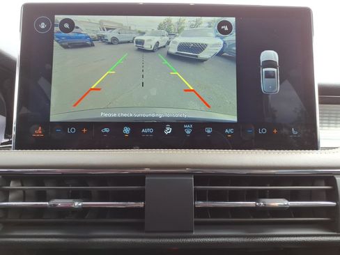 Used 2023 Lincoln Corsair AWD w/ Rear Removable Package Tray image 21