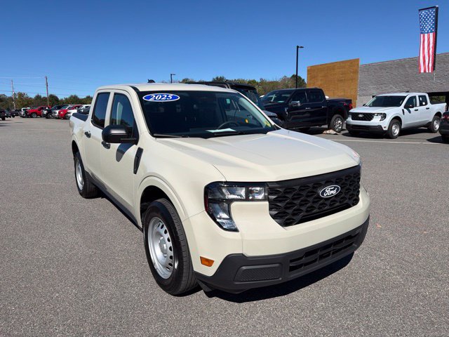 Used 2025 Ford Maverick XL w/ 4K Tow Package AWD/4WD image 2