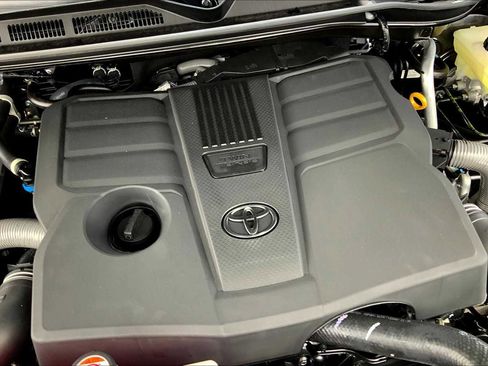 New 2025 Toyota Tundra SR5 image 17