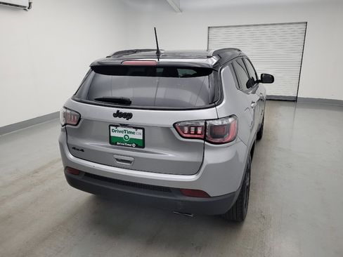 Used 2021 Jeep Compass Latitude w/ Sun and Sound Group AWD/4WD image 7