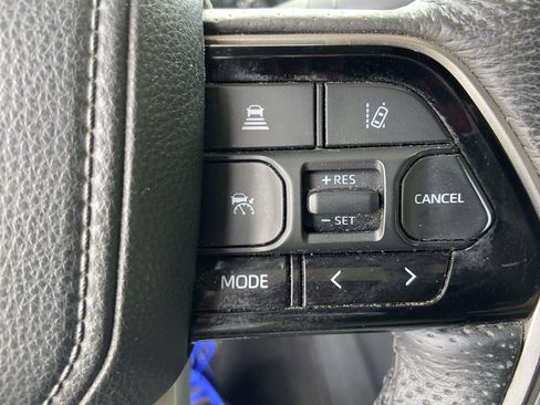 Used 2023 Toyota Tundra SR5 w/ SR5 Premium Package AWD/4WD image 35