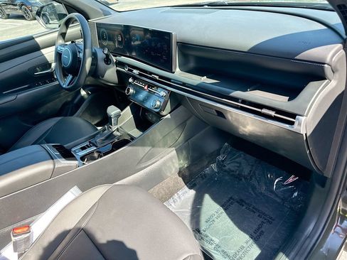 Used 2025 Hyundai Santa Cruz SEL FWD image 26
