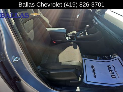 Used 2025 Honda CR-V EX image 28