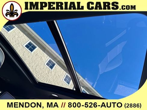 New 2026 Chevrolet Suburban Premier image 17