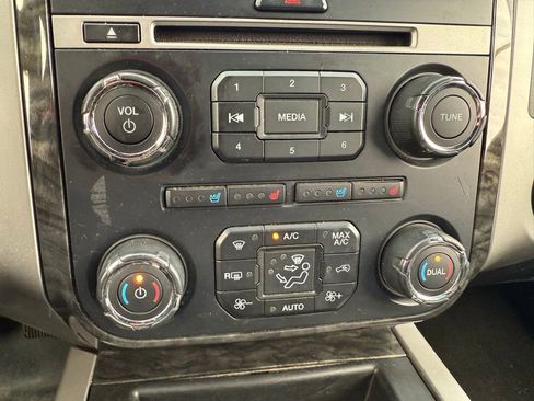 Used 2017 Ford Expedition EL Limited image 20