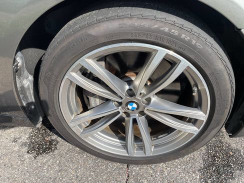 Used 2016 BMW 750i image 14