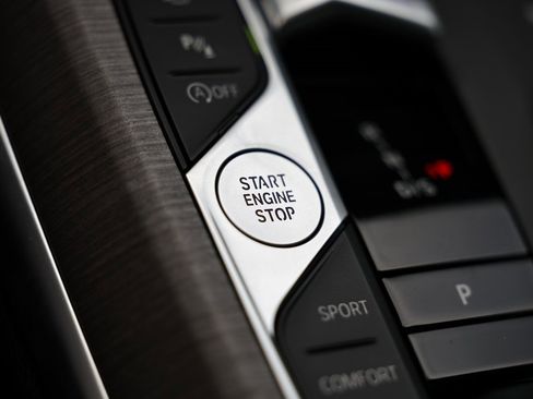 Used 2025 BMW 430i xDrive Coupe w/ M Sport Package image 37