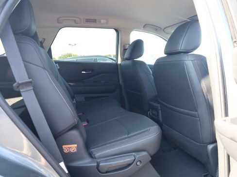 New 2026 Nissan Pathfinder SL AWD/4WD image 22