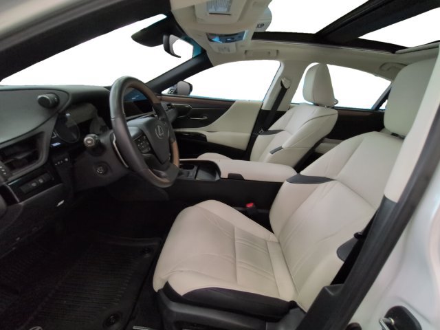 Used 2025 Lexus ES 350 Ultra Luxury w/ Accessory Package (Z2) FWD image 14
