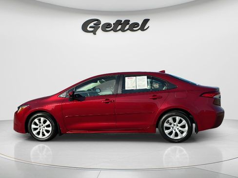 Used 2025 Toyota Corolla LE w/ Convenience Package FWD image 8