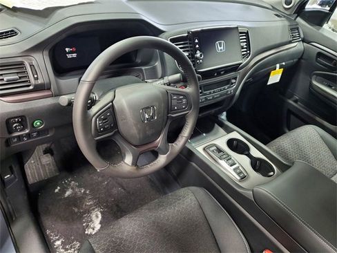 New 2025 Honda Ridgeline Sport image 11