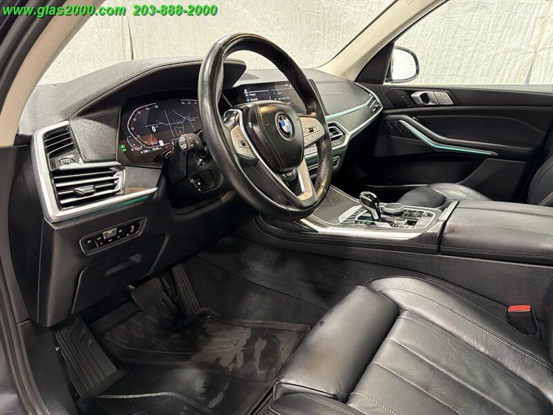 Used 2022 BMW X7 xDrive40i w/ Premium Package AWD/4WD image 3