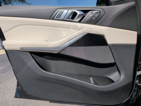 Certified 2024 BMW X7 M60i w/ Executive Package image 29