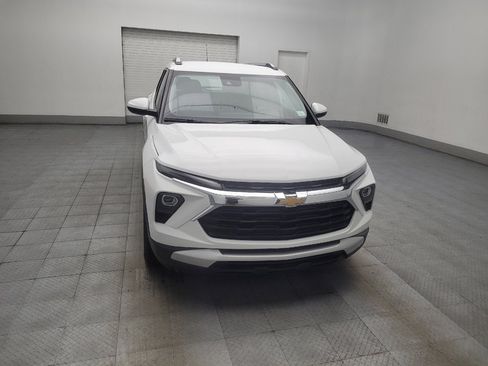 Used 2025 Chevrolet TrailBlazer LT FWD image 14