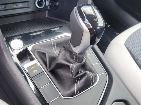 New 2025 Volkswagen Taos S image 19