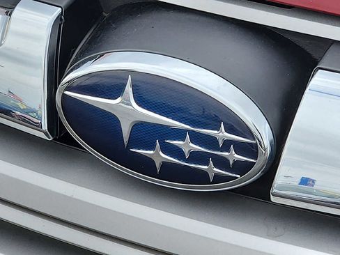 Used 2014 Subaru Outback 2.5i Limited image 9