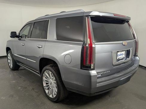 Used 2018 Cadillac Escalade Platinum image 6