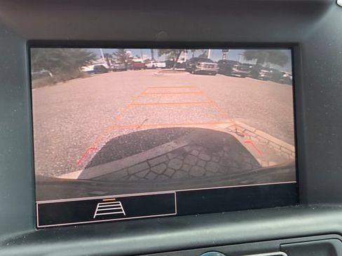 Used 2023 GMC Terrain SLE w/ Driver Convenience Package FWD image 17
