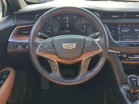 Used 2021 Cadillac XT5 Premium Luxury image 30