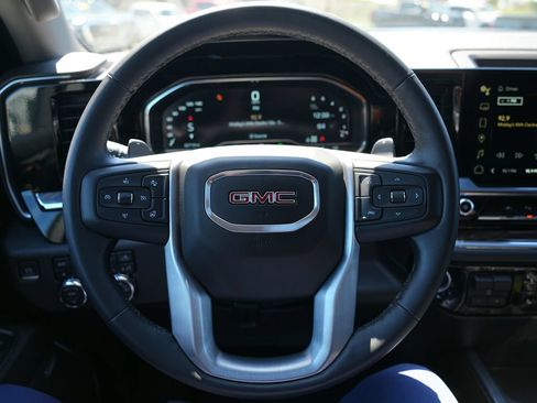 Used 2024 GMC Sierra 1500 Elevation w/ Elevation Premium Package AWD/4WD image 14