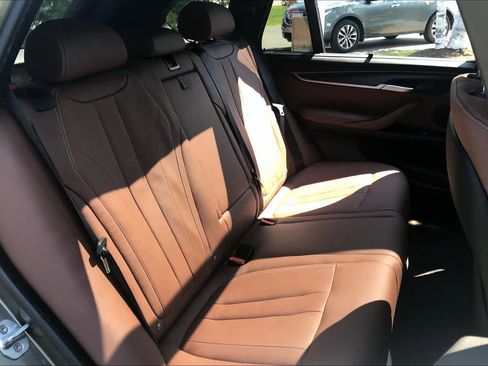Used 2018 BMW X5 xDrive40e image 19