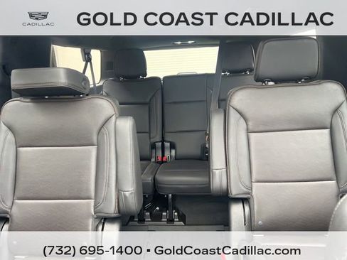 Used 2021 Chevrolet Suburban High Country w/ Premium Package image 21