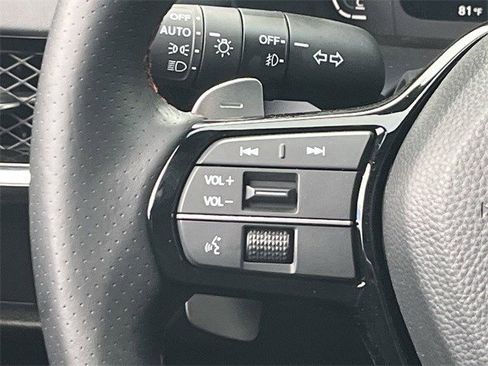 Certified 2025 Acura ADX A-Spec image 14