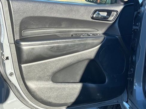 Used 2022 Dodge Durango GT w/ Blacktop Package image 9