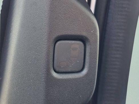 Used 2025 Honda Odyssey Touring image 16
