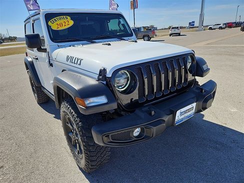 Used 2022 Jeep Wrangler Sport image 11