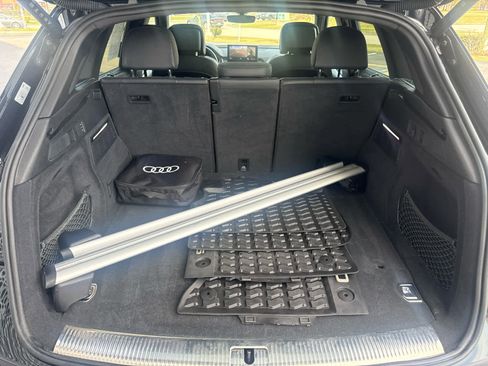 Certified 2024 Audi Q5 e Prestige w/ Prestige Package image 22