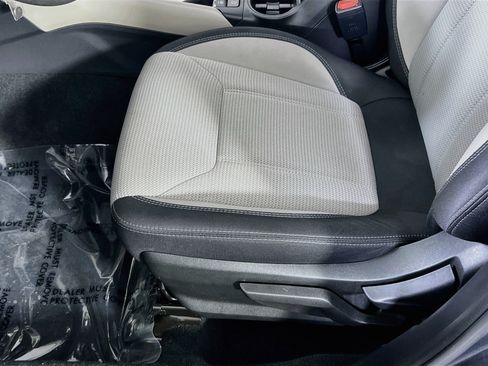 Used 2023 Subaru Forester AWD/4WD image 18