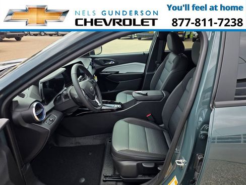 New 2026 Chevrolet Trax LT w/ Driver Confidence Package FWD image 14